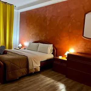 https://leone-doro.hotelslidodijesolo.com